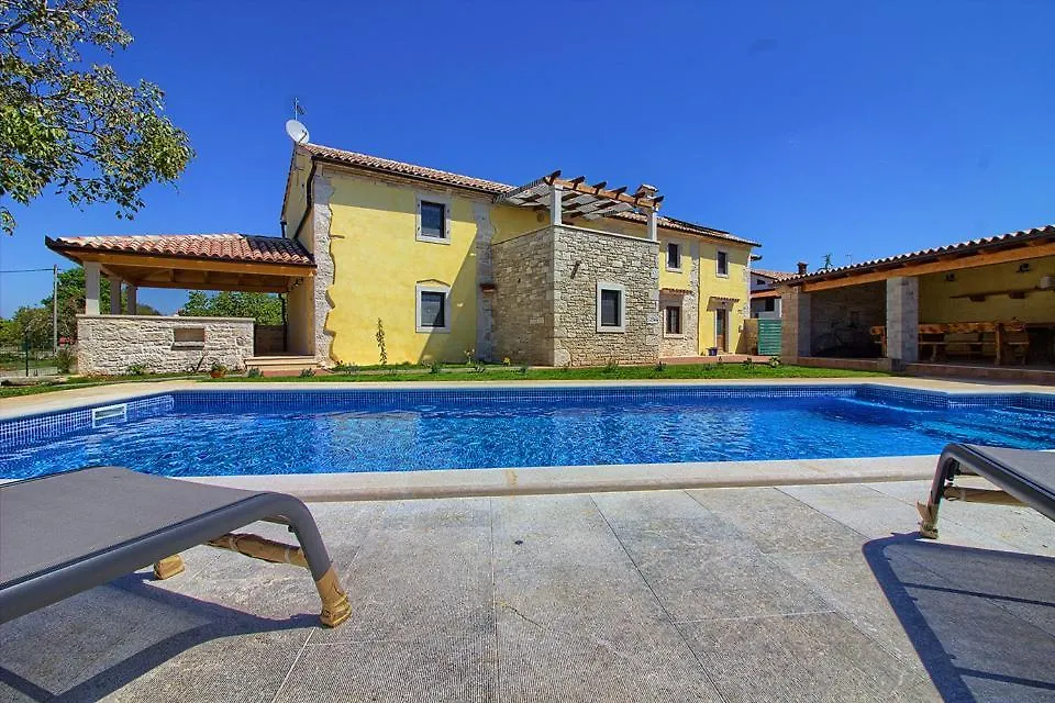 Istrian Villa Orbanici With Private Pool For Up To 12 Persons 0*,  קרואטיה