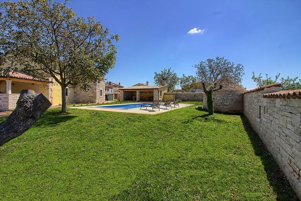 Istrian Villa Orbanici With Private Pool For Up To 12 Persons קרואטיה