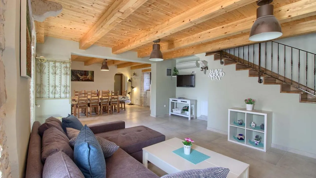 Istrian Villa Orbanici With Private Pool For Up To 12 Persons